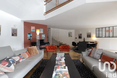 Architectural house at Saint-Avé (56890)