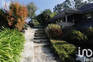 Architectural house in Saint-Avé (56890)