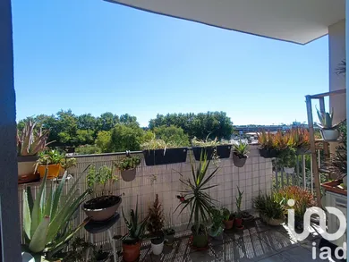 Apartment in Nîmes (30900)