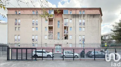 Appartement à Salon-de-Provence (13300)