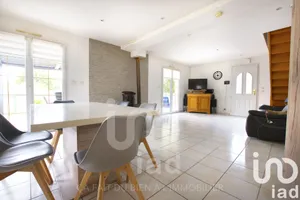 Traditional house at Donges (44480)