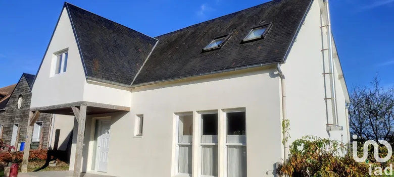 Maison 5 pièces 111 m² · à Barenton · 111 m² · 160 000 €
