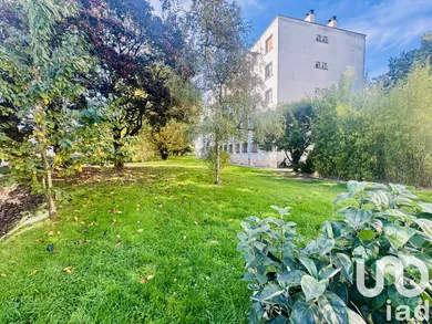Apartment in Clamart (92140)