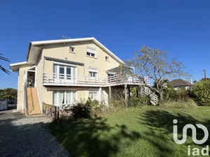 Apartment at Lescar (64230)