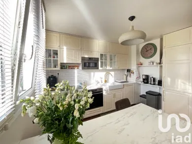 Apartment in Margency (95580)