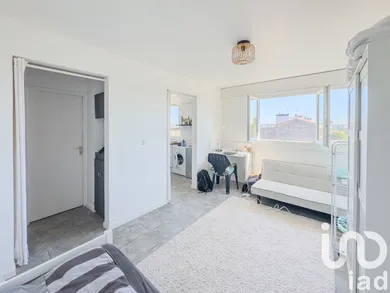 Studio à Bordeaux (33800)