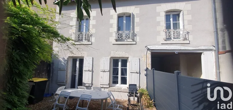 Maison 6 pièces 132 m² · à Cellettes · 132 m² · 195 000 €