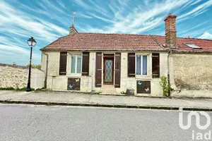 House at Oulchy-le-Château (02210)