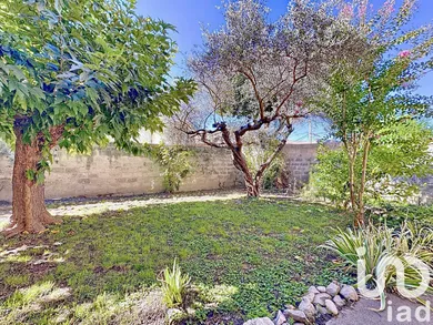 House at Beaucaire (30300)