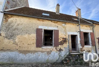 Maison de village à Saint-Sauveur-en-Puisaye (89520)