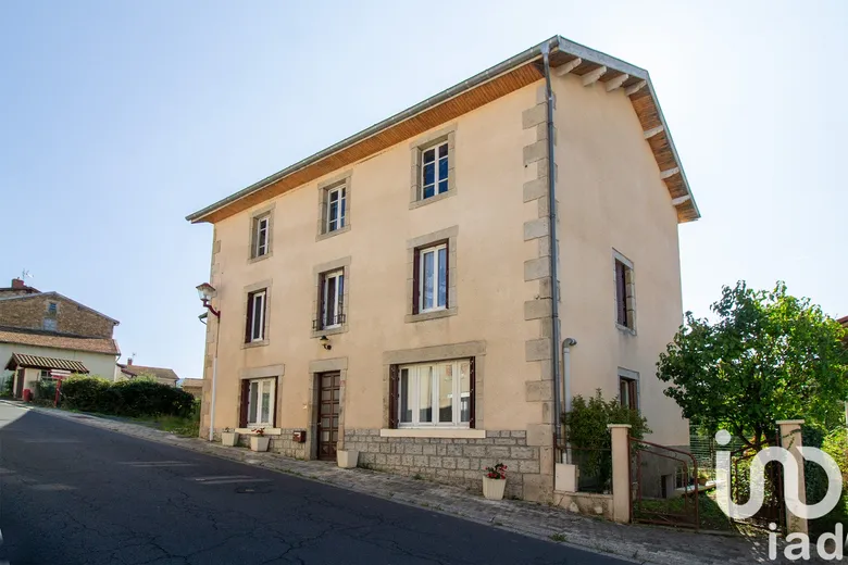 Maison 7 pièces 142 m² · à Marat · 142 m² · 107 000 €