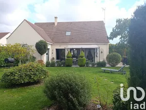 Traditional house at Chailly-en-Bière (77930)