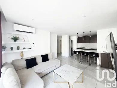 Apartment in Saint-Raphaël (83700)