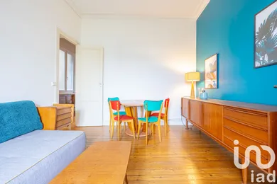 Apartment in Bordeaux (33800)