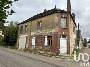 Village house at Montholon (89110)