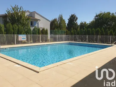 Apartment in Saint-Martin-Lacaussade (33390)