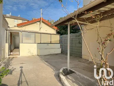 Maison traditionnelle à La Courneuve (93120)