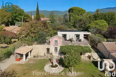 Demeure à Cucuron (84160)