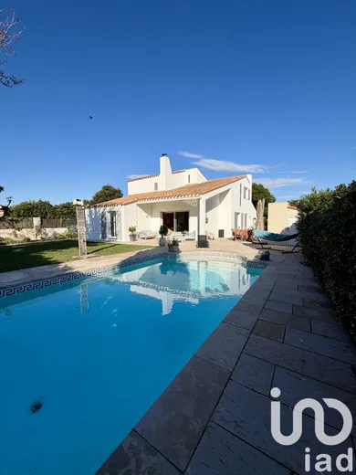 Maison d'architecte à Bompas (66430)