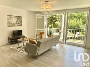 Apartment at Montigny-le-Bretonneux (78180)