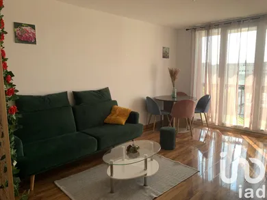 Apartment in Salon-de-Provence (13300)