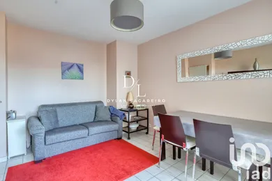 Apartment in Villejuif (94800)