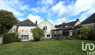 Village house at Larré (56230)