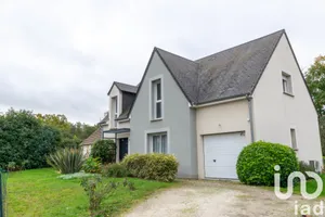 House at Les Bordes (45460)