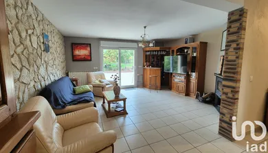 Traditional house in Sens (89100)
