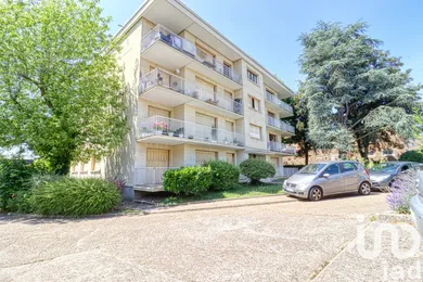 Appartement à Groslay (95410)