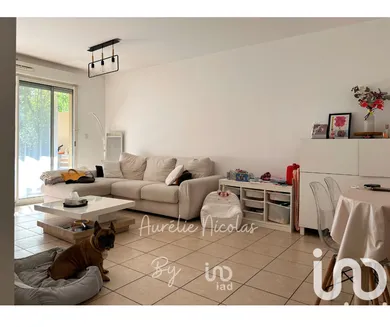 Apartment in Avignon (84140)