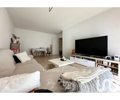Apartment in Avignon (84140)