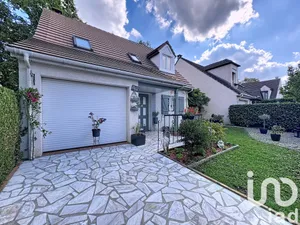 House at Boussy-Saint-Antoine (91800)