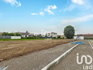 Land in Seilh (31840)