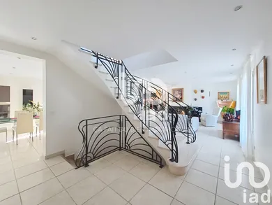 Mansion in Le Coudray-Montceaux (91830)