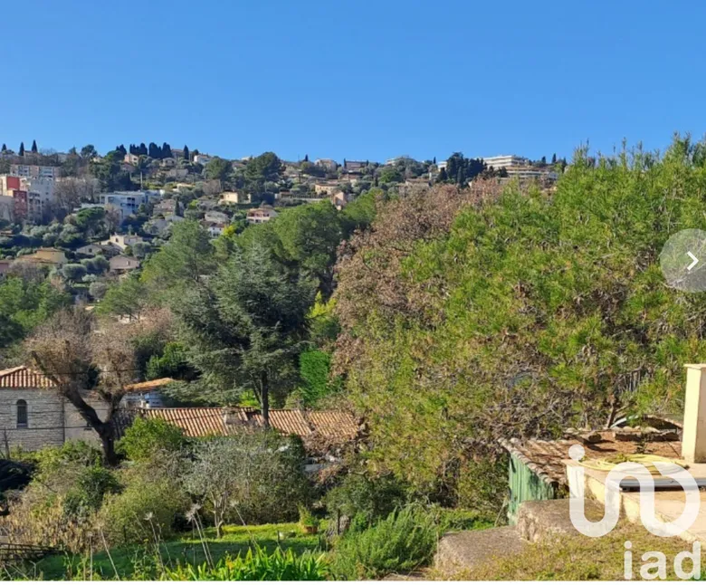 Terrain 350 m² · à Bâtir À Vence · 350 m² · 374 000 €