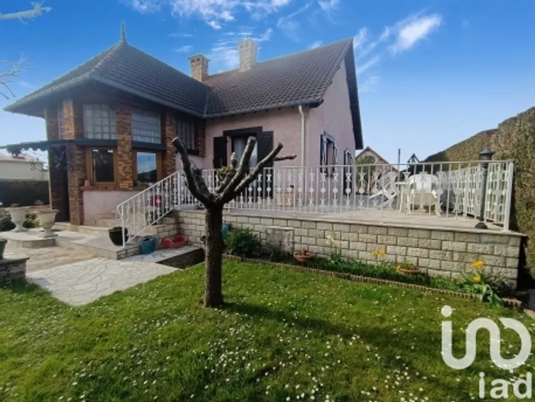 Maison 4 pièces 155 m² · à Pressagny-l'Orgueilleux · 155 m² · 296 000 €