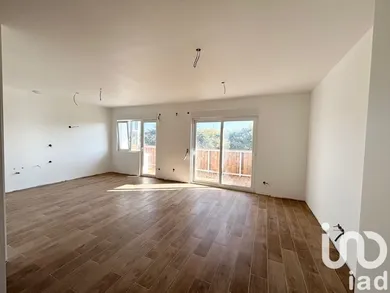 Appartement à Châtellerault (86100)