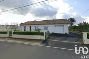 Maison traditionnelle à Magné (79460)