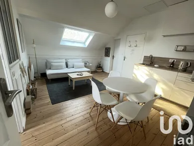 Apartment in Rezé (44400)
