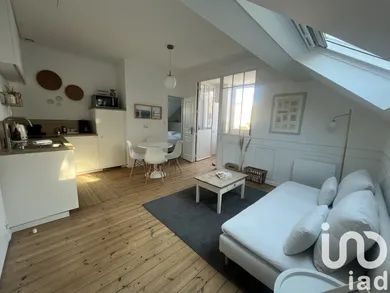 Apartment in Rezé (44400)