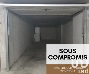 Garage at Marseille (13008)