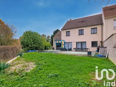 House in Fontenay-Trésigny (77610)