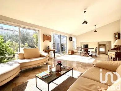 Maison à La Rochelle (17000)