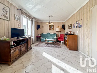 House in Laval (53000)