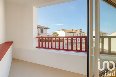 Apartment in Biarritz (64200)