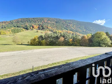 Appartement à Château-Bernard (38650)