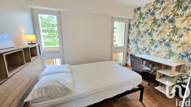 Apartment at Pessac (33600)