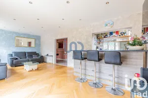 House at L'Haÿ-les-Roses (94240)