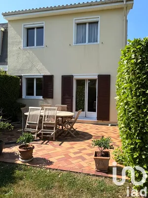 House at Élancourt (78990)